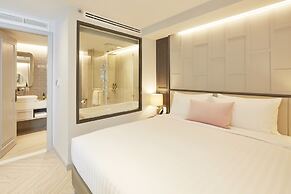 The Quarter Ploenchit by UHG