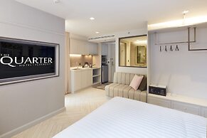 The Quarter Ploenchit by UHG
