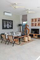 Canggu Beachside Villas - Villa Boa
