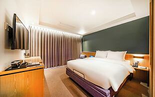 Haeundae Thevan Hotel