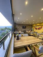 Roy Otel Akçay