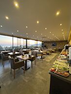 Roy Otel Akçay