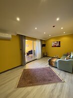 Roy Otel Akçay