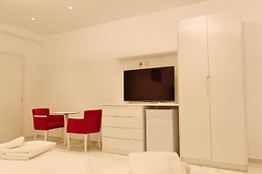 Lumi Hotel