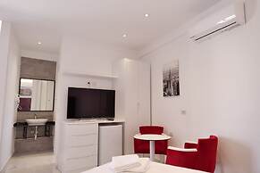 Lumi Hotel