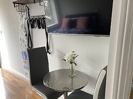 Private Self-contained Annex With Wifi & Parking