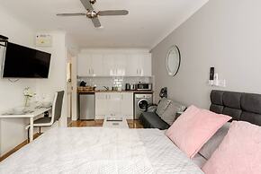 Private Self-contained Annex With Wifi & Parking