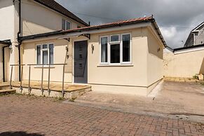Private Self-contained Annex With Wifi & Parking