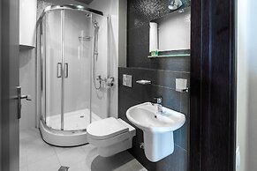 Orbi Plaza Hotel Official