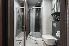 Orbi Plaza Hotel Official