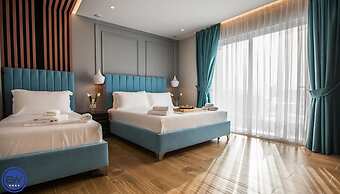 Blue Water Hotel