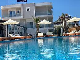 Blue Water Hotel