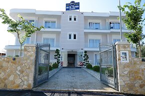 Blue Water Hotel