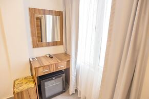 Camlik 87 Hotel Ayvalik