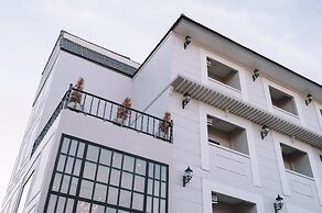 The Cape Hotel