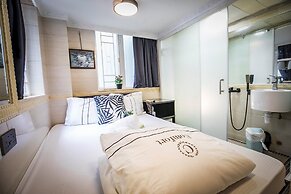 Tsim Sha Tsui Hotel