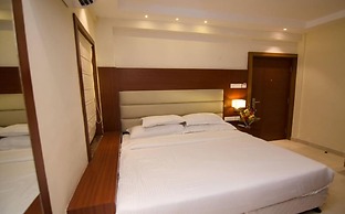 Hotel Aura