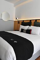 MET Hotel
