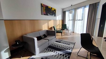 MET Hotel