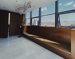 MET Hotel