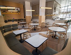 MET Hotel