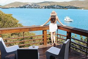 Oceania Villas