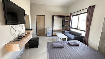 Buathong Pool Villa
