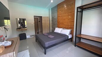 Buathong Pool Villa
