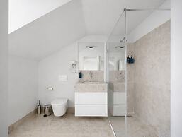 LSA Mouraria by Numa