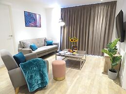 Tudors eSuite Grand Central Aparthotel