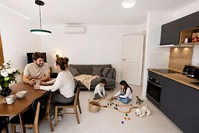 Villa Aitama