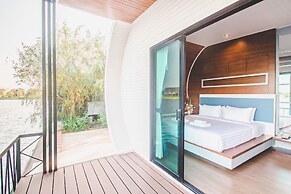 Saksiam Lakeside Resort