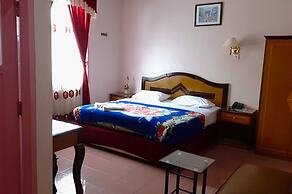 Hotel Parewisata