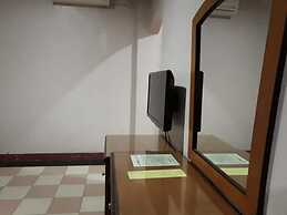 Hotel Parewisata