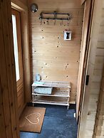 Off Grid Cabin Sleeps 2, Pets Ok, 20 min to Dunoon
