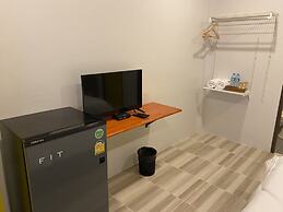 N&N HOUSE Laem Hin