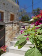 Vigneron Cave Hotel