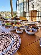 Vigneron Cave Hotel