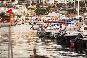 Mimas Marine Hotel