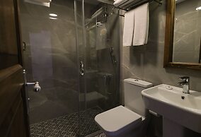 Mimas Marine Hotel