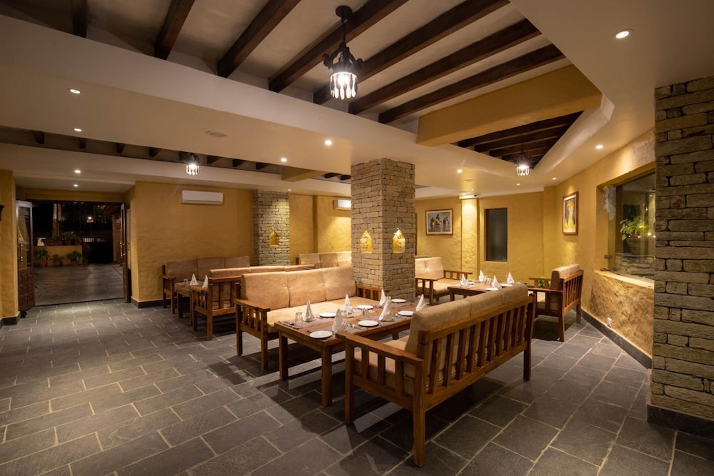 Bar Peepal Resort