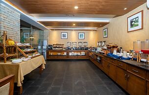 Bar Peepal Resort