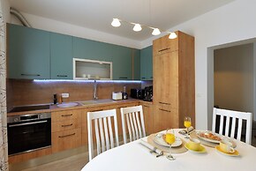 Q apartments