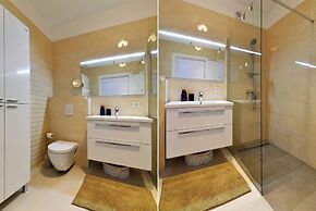 Q apartments