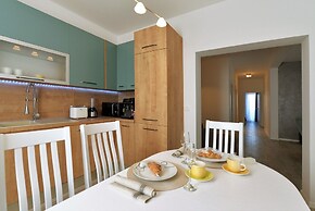 Q apartments