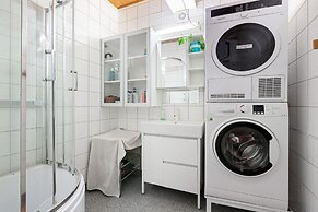 T13 Small Room