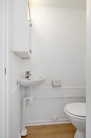 T13 Small Room