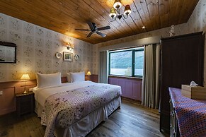 Black Sheep Hotels Cabins