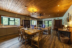 Black Sheep Hotels Cabins