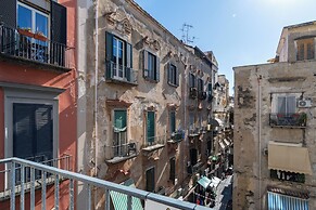 Napoli Visit Home